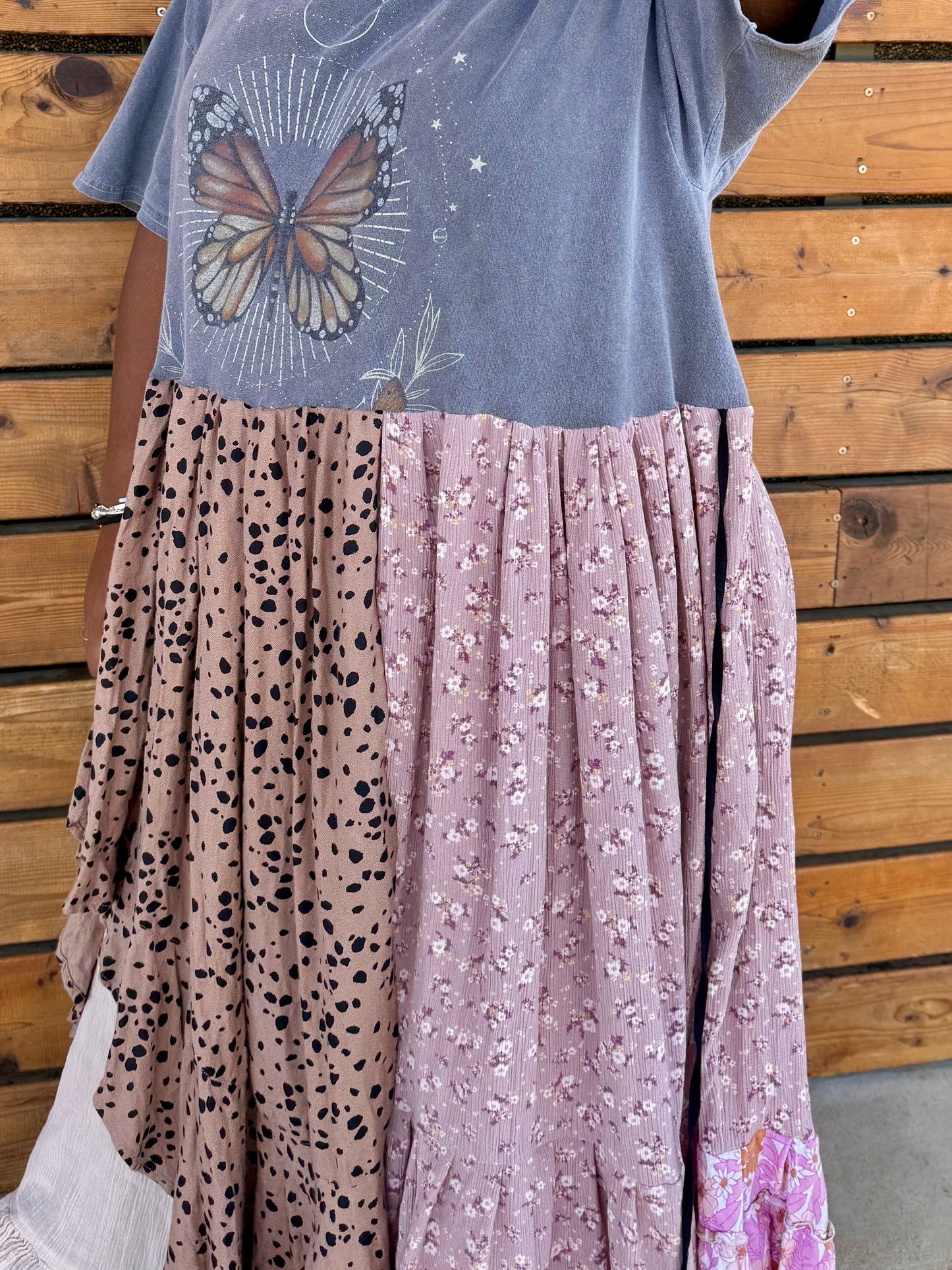 Large-2XL Butterfly Maxi Tee