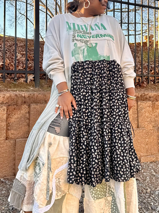 Small-Extra Large Nirvana Maxi Tee