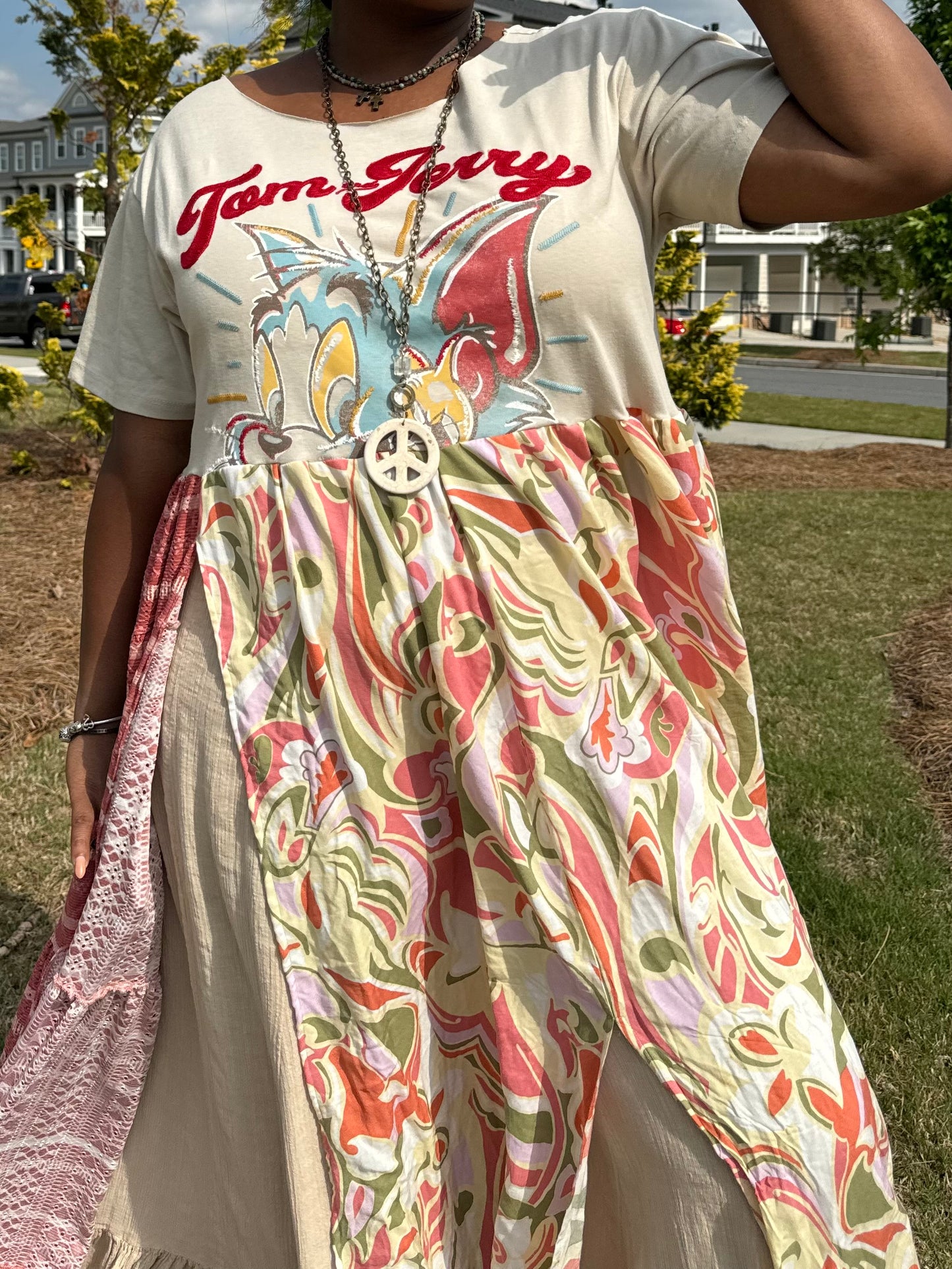 Extra Small-  Extra Large Tom & Jerry Maxi Tee