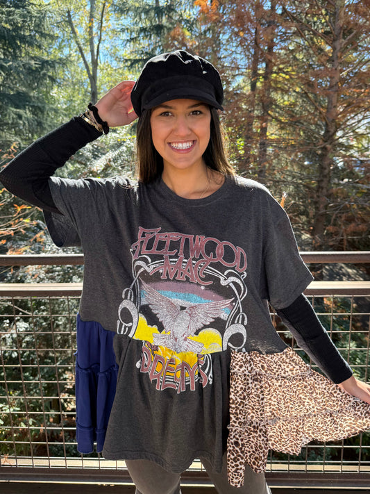 Extra Small-Extra Large Fleetwood Mac Midi Tee