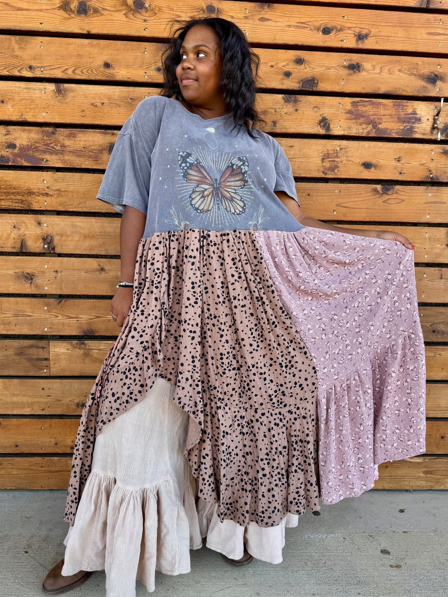 Large-2XL Butterfly Maxi Tee