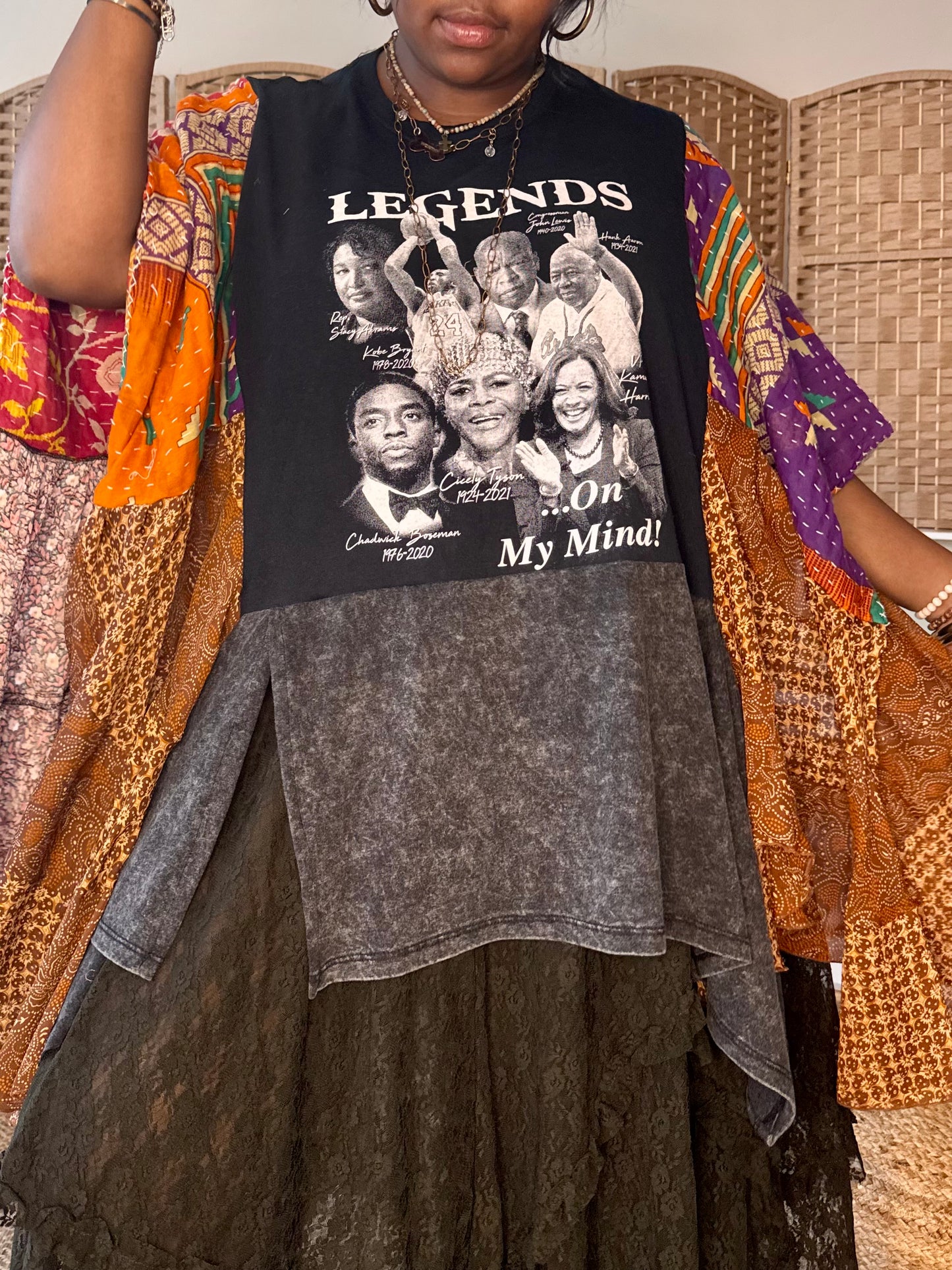 Small-1XL Legends Kaftan Poncho