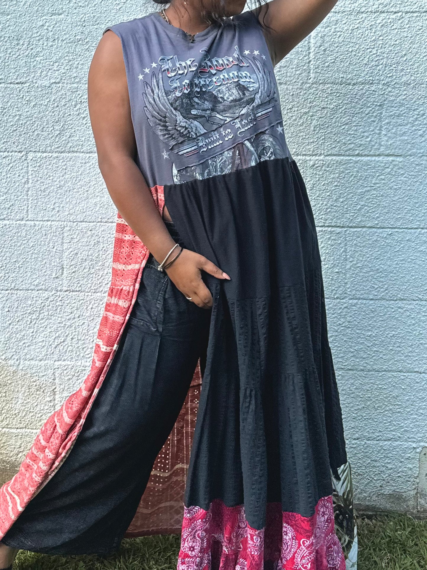 Extra Small- Extra Large Road To Freedom Maxi Tee