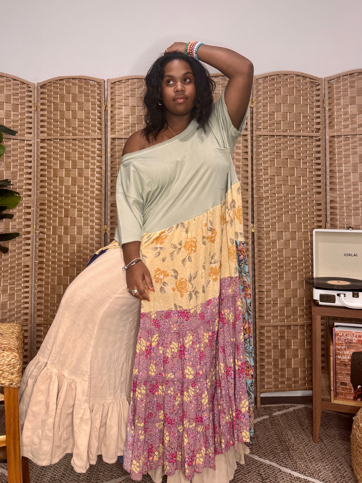 Extra Large-2XL Solid Sage Maxi Tee