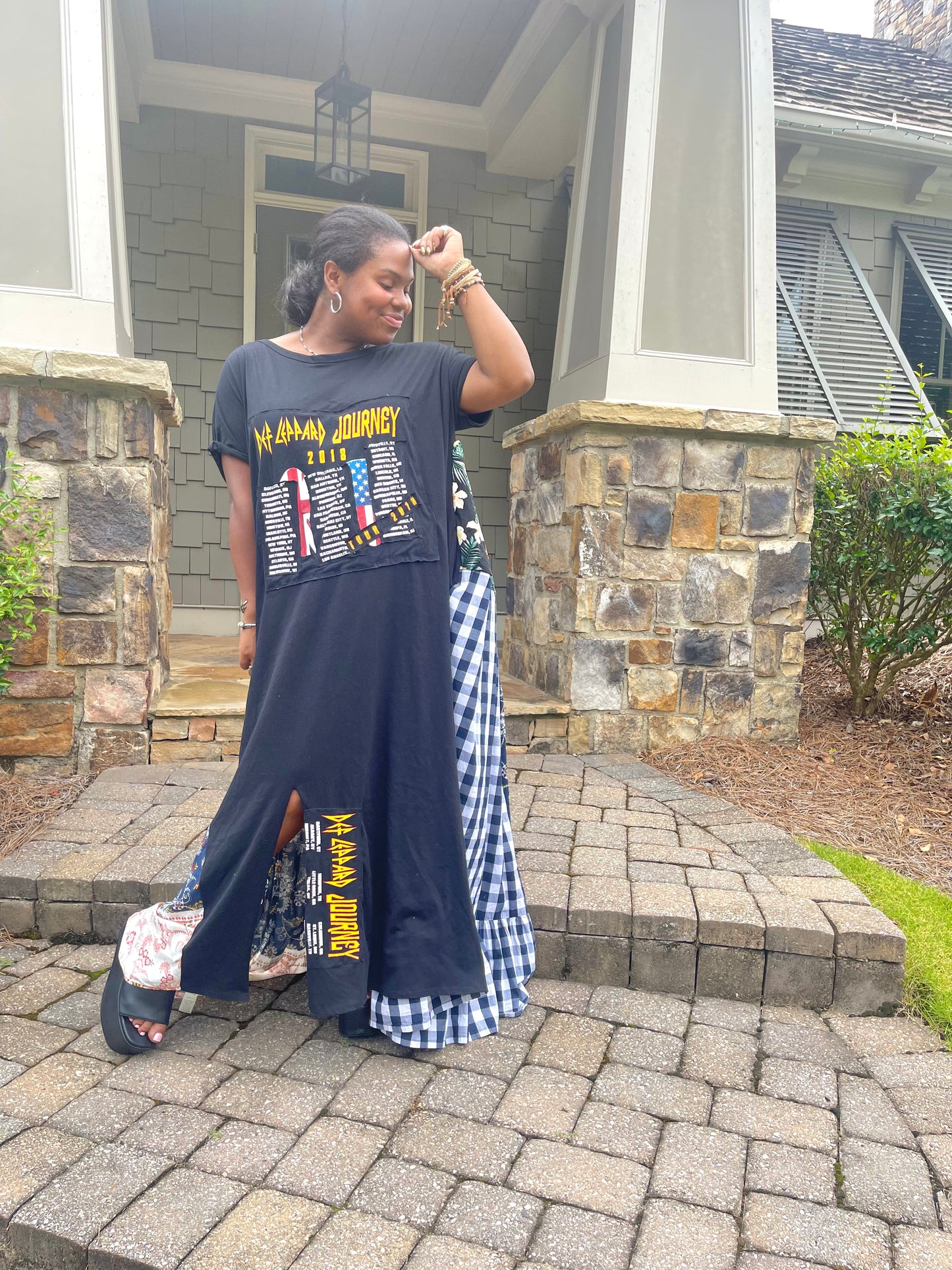 Small-1XL Def Leppard Swing Maxi Tee