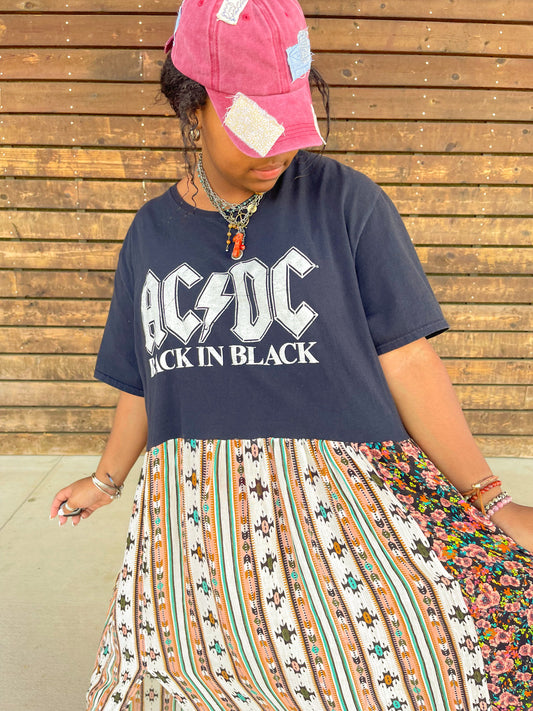 Large-4XL ACDC Maxi Tee